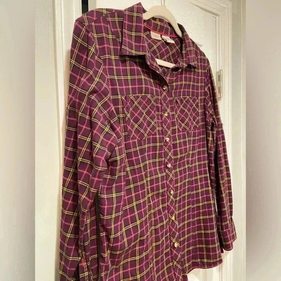 L.L. Bean Purple Pink Cotton Plaid Flannel Roll Tab Sleeve Button Down Size S - Picture 3 of 9